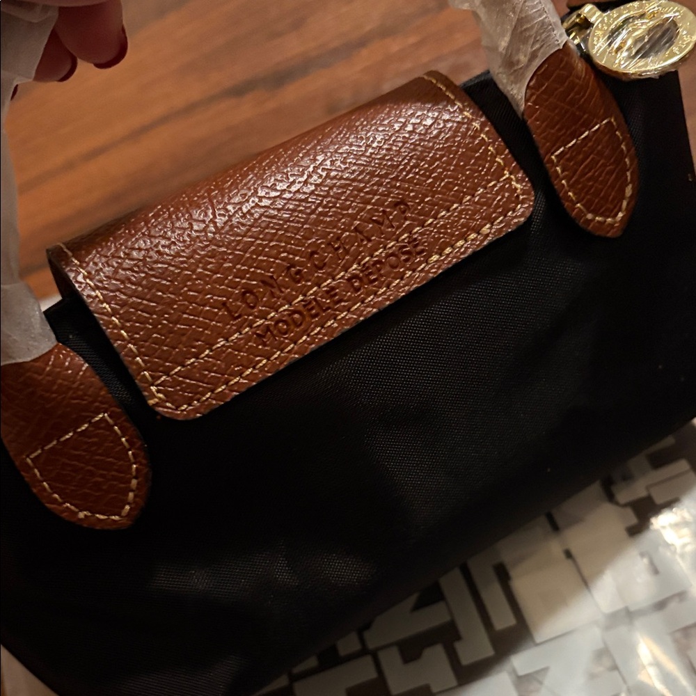Longchamp Mini Bag 🖤 - Picture 3 of 3